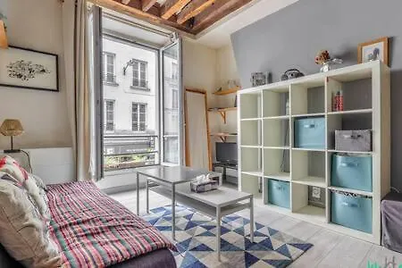 Faubourg Du Temple 2 - Ci - Pleasant, Light-filled Parisian - 2p *