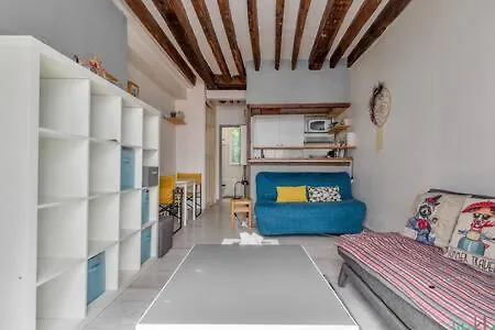 Faubourg Du Temple 2 - Ci - Pleasant, Light-filled Parisian - 2p Parigi
