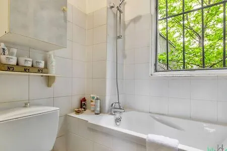 Faubourg Du Temple 2 - Ci - Pleasant, Light-filled Parisian - 2p Apartment